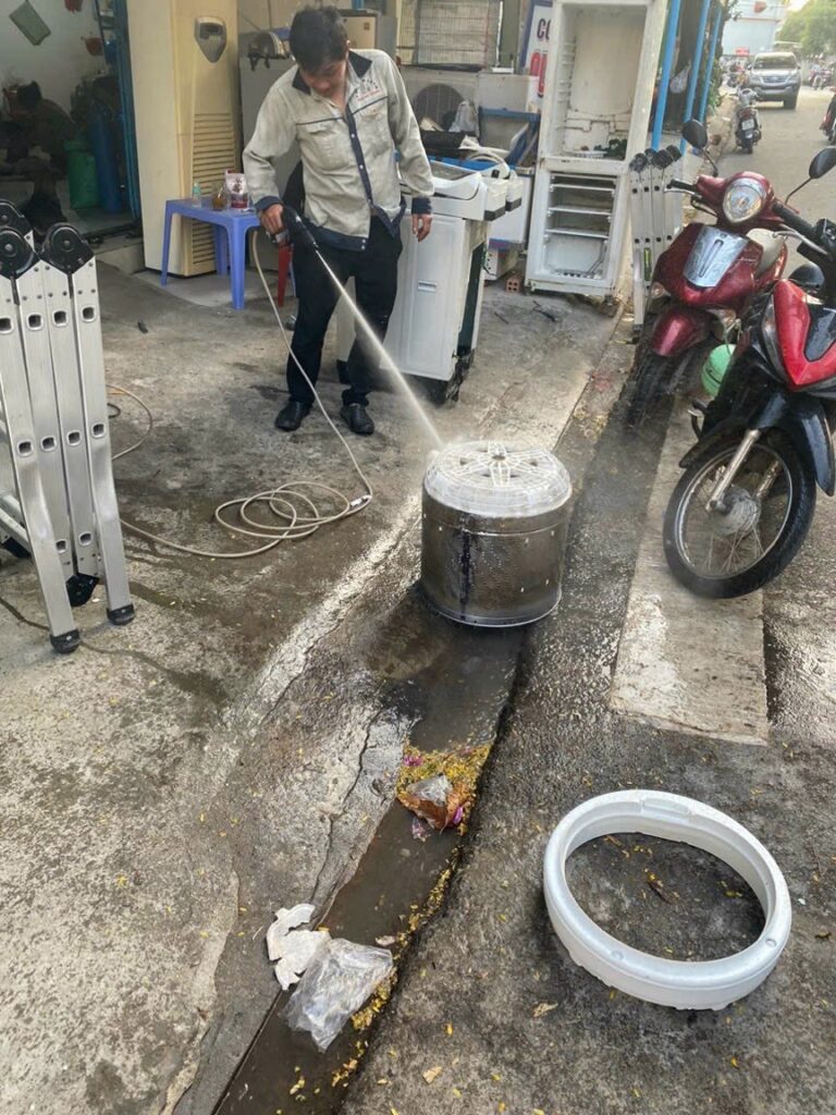 VỆ SINH MÁY GIẶT TÂN UYÊN BÌNH DƯƠNG VỆ SINH MÁY GIẶT TÂN UYÊN BÌNH DƯƠNG